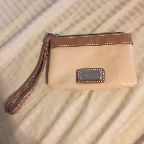 Nine West Handbags - FREE w/purchase of $20 or more, Nine West wristlet